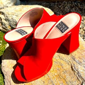 Nine West Lisana Red Mules Heels Sexy Tall Trendy Chunky Shoes Sz 7.5 Retro Vibe
